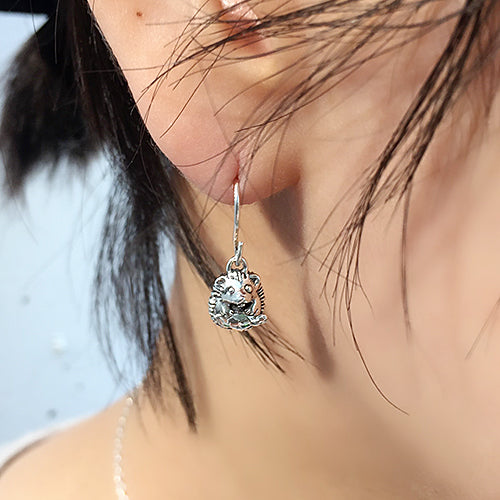 はりねずみピアス