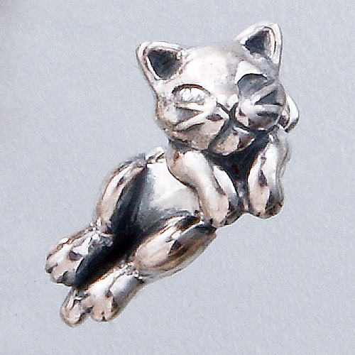 仔猫ピアス