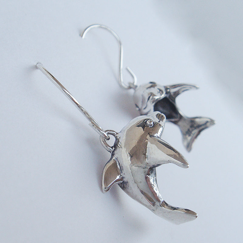 海豚(イルカ)ピアス